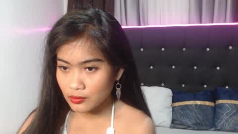 camilla_morena online show from September 24, 5:06 am