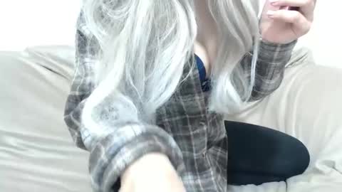 CamilleBunny online show from March 23, 1:45 am