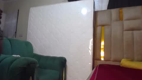 Canah online show from March 10, 6:38 am