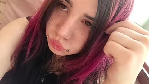 Mari online show from June 25, 11:28 pm