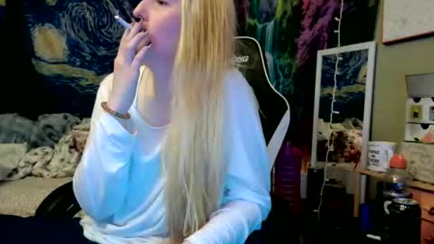 Candi online show from May 22, 3:04 am