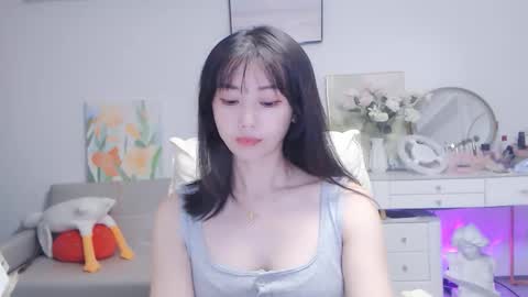 candy8998 online show from October 2, 11:43 pm