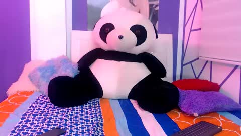 candy online show from February 20, 6:09 pm