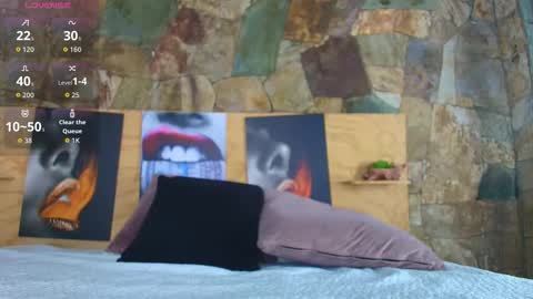 Jolie online show from February 6, 8:12 pm