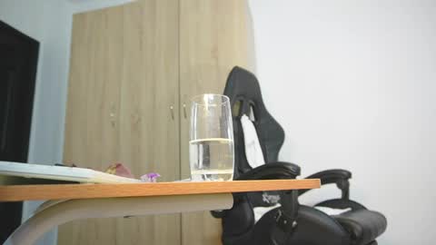 Nickol online show from April 10, 8:26 pm