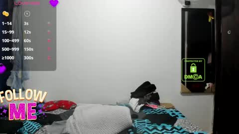 candy_val online show from April 14, 6:02 am