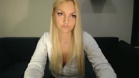 candycathc online show from March 5, 9:28 pm