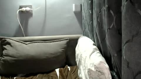 Laura online show from October 29, 8:00 pm