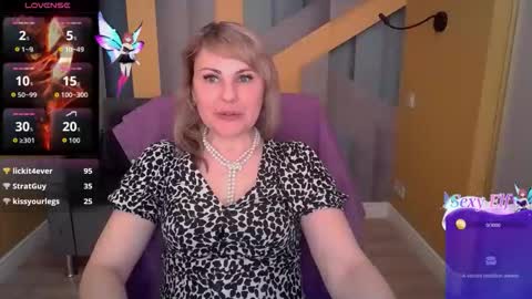 CandyLons online show from March 17, 7:56 am