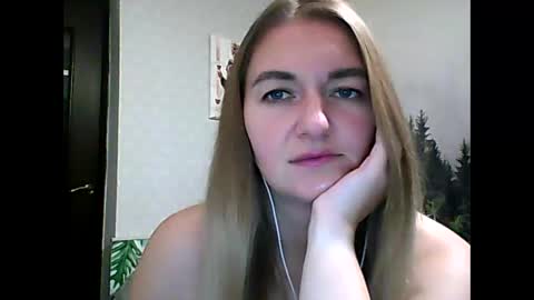 Daisy online show from September 30, 8:35 pm