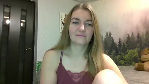 Daisy online show from December 19, 12:37 am