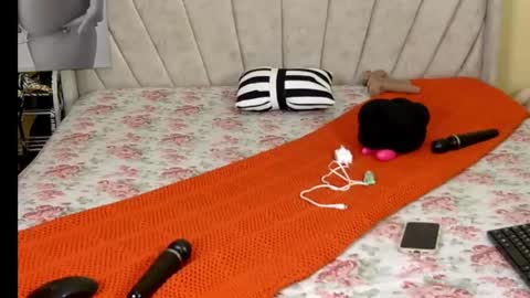 candyspicee online show from March 2, 6:57 pm