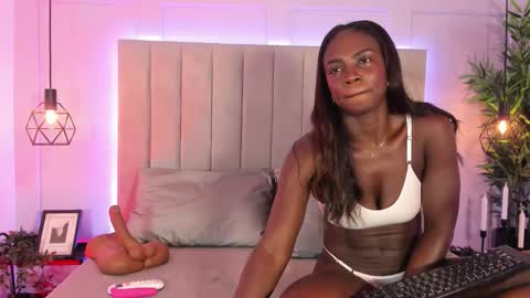 candyyvega online show from November 25, 8:20 pm