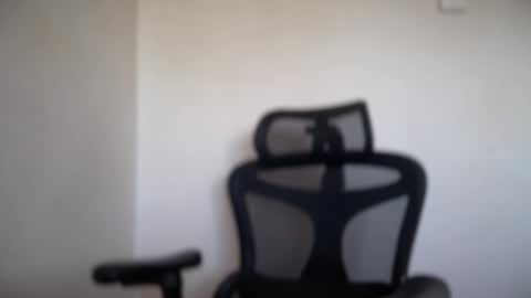 Emma online show from October 17, 8:06 am