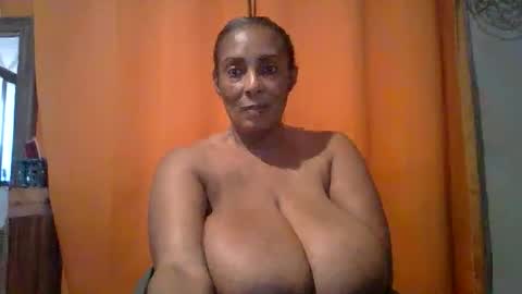 candylious81 online show from September 15, 12:46 pm