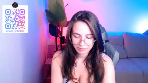 Mary online show from October 18, 11:17 pm