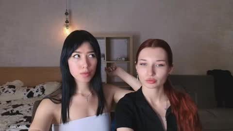 caressyourself online show from September 18, 12:47 pm