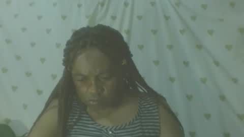 carinesexy69 online show from September 24, 12:37 pm