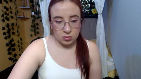carla_999 online show from April 10, 1:28 pm