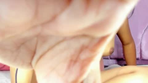 carla_leee online show from October 16, 8:11 pm