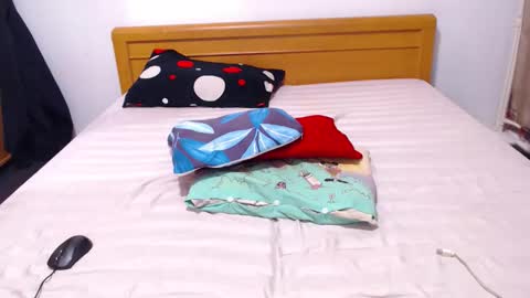 carlasweet00 online show from November 27, 6:27 am