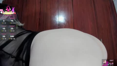 carly grasso  online show from February 12, 12:07 pm