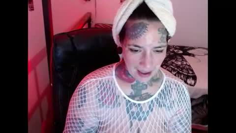 CARMILLA ROSS online show from January 10, 11:54 am