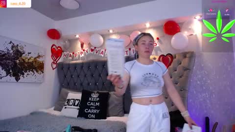 Caro Fisher online show from February 20, 1:23 pm