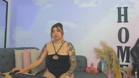 carolay759687 online show from January 6, 1:15 pm