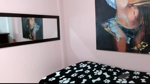 Carolina Lenon online show from April 22, 1:08 pm