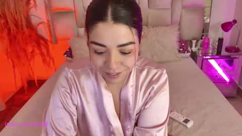 caroline online show from February 15, 11:37 pm