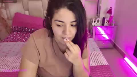 caroline online show from February 24, 6:12 am