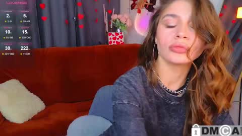 Caroline online show from March 1, 12:12 pm