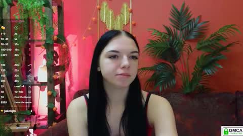 Mary and Carol online show from October 21, 3:27 pm