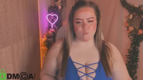 caroll_li online show from February 6, 9:28 pm