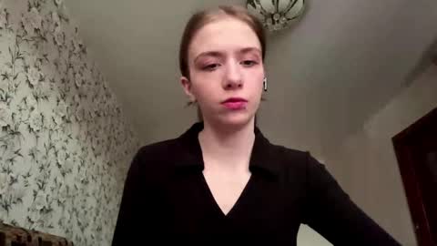 Caroline online show from April 23, 12:29 pm