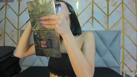 Cassidy online show from October 12, 7:38 pm