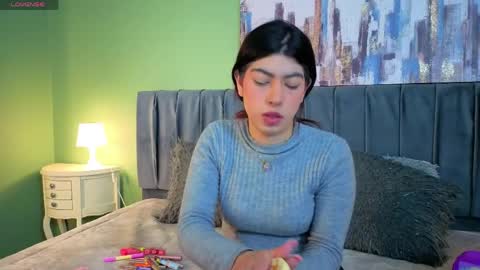 cassie_bloom online show from April 8, 3:30 am