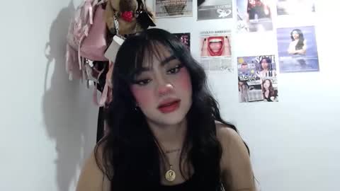 Mila online show from October 23, 6:08 am