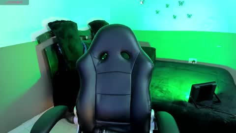 LUU online show from February 26, 3:27 am