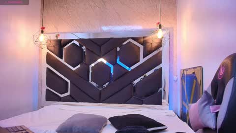 Cataleya online show from November 5, 11:26 am