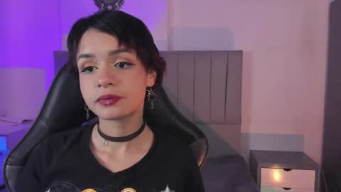 Cat  online show from January 21, 9:25 pm