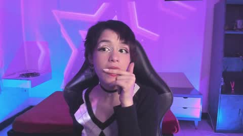 Cat  online show from January 15, 10:13 pm