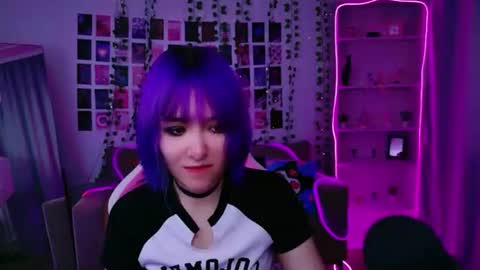 KettieHi My name is Katie I love drawing and I can play the guitar. And  love dancing online show from June 22, 8:22 am