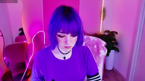 KettieHi My name is Katie I love drawing and I can play the guitar. And  love dancing online show from June 19, 10:30 am