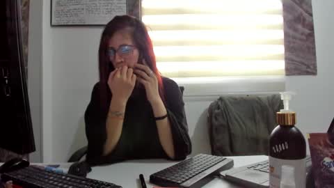 CATT EVANS online show from February 22, 10:26 pm