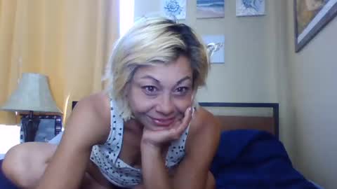 Lady CcARMAS D online show from April 24, 9:06 pm