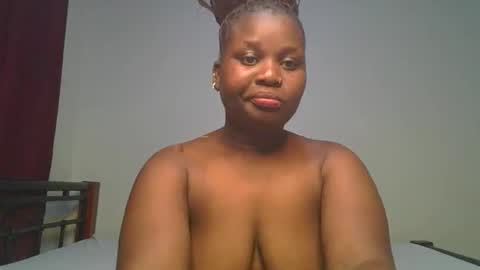 ceepretty25 online show from March 30, 9:31 am