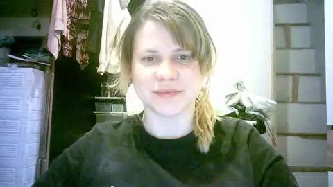 celeste_naughty_ online show from April 21, 10:33 am