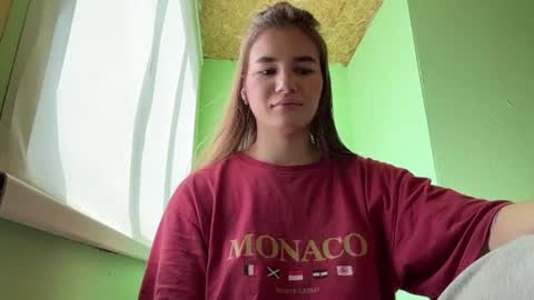 Julia online show from July 18, 3:21 am